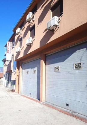 Villa Monera Apartments & Rooms